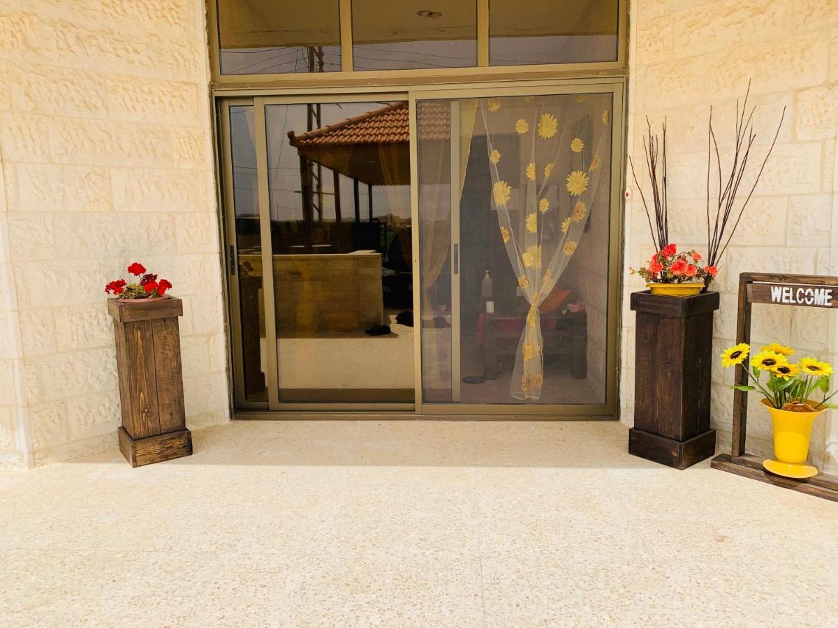 Laura'S Modern Villa Madaba Exteriér fotografie